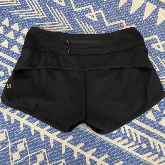 Lululemon speed up shorts - Picture 3 of 3